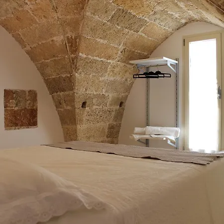 Nino Moro 3* Casarano